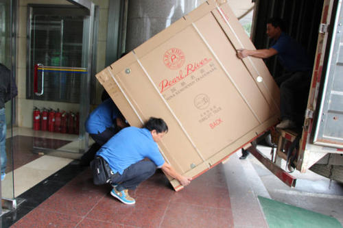 海晏钢琴贵重工艺品无忧运